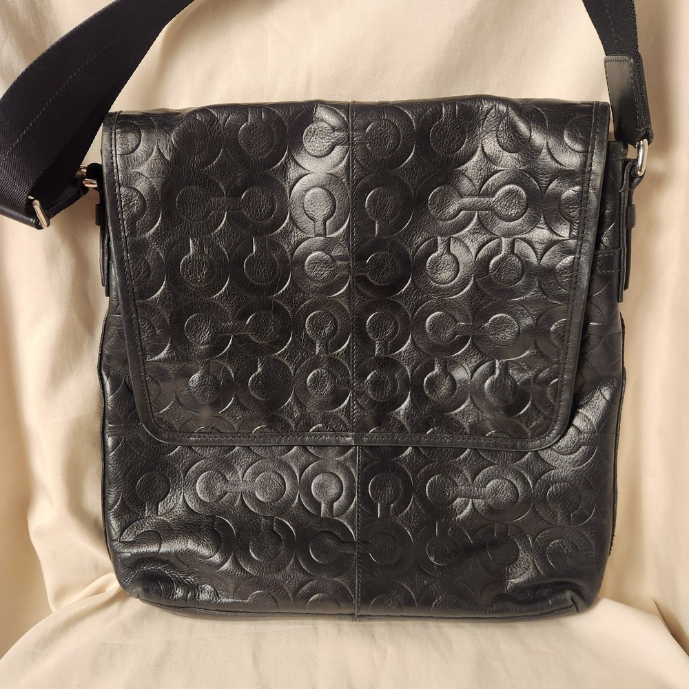 Coach Mens Messenger Bag Black Leather Embossed Op Art Crossbody 70475